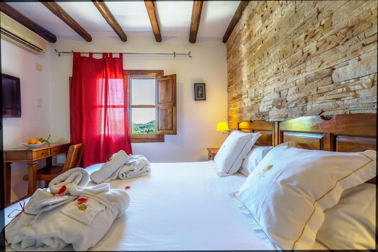 Can Pere Lifestyle & Spa Cala Llonga  Exterior photo